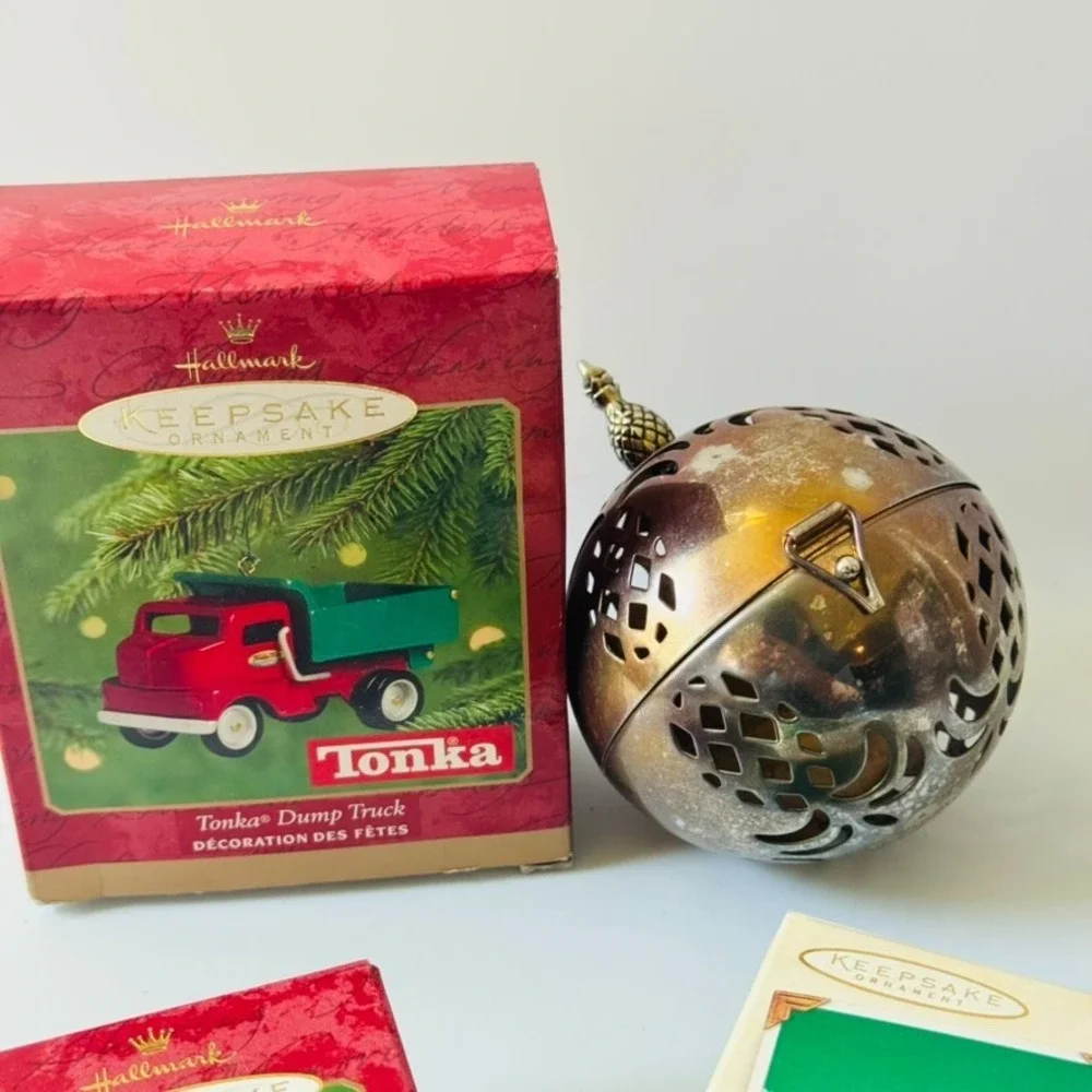 Lot Of 4 Merry Tonka Lucy Barbie Lenox Hallmark VTG 90s Christmas‎ Ornaments